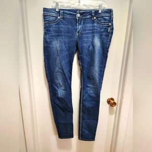 Silver Suki Women's Mid Super Skinny Jeans Size 33 Blue